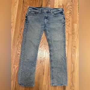 Men’s True Religion jeans